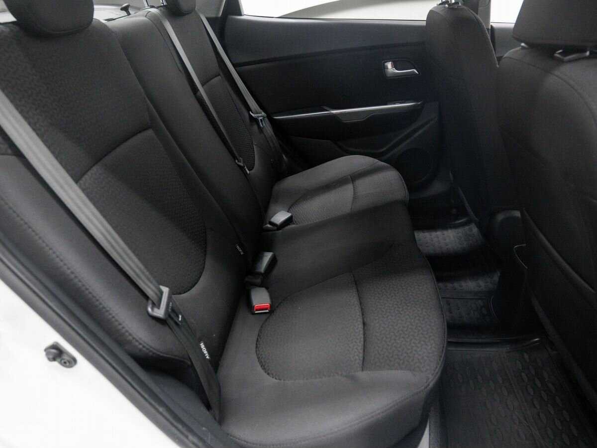 Kia Rio 2013 года с пробегом. Фото: #7