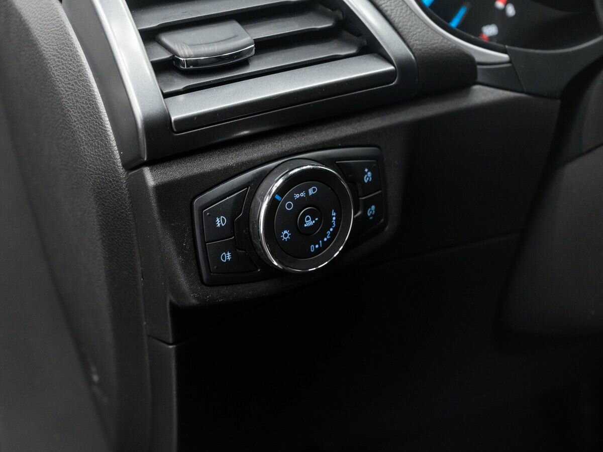 Ford Mondeo 2018 года с пробегом. Фото: #17