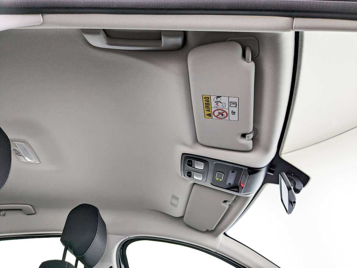 Renault Arkana 2022 года с пробегом. Фото: #16