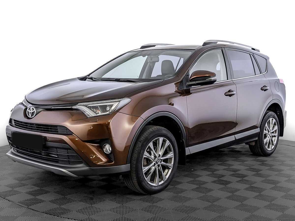 Toyota RAV4 2017 года с пробегом. Посмотреть фото