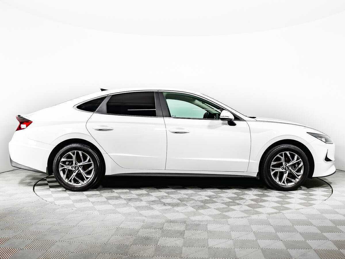 Hyundai Sonata 2020 года с пробегом. Фото: #3