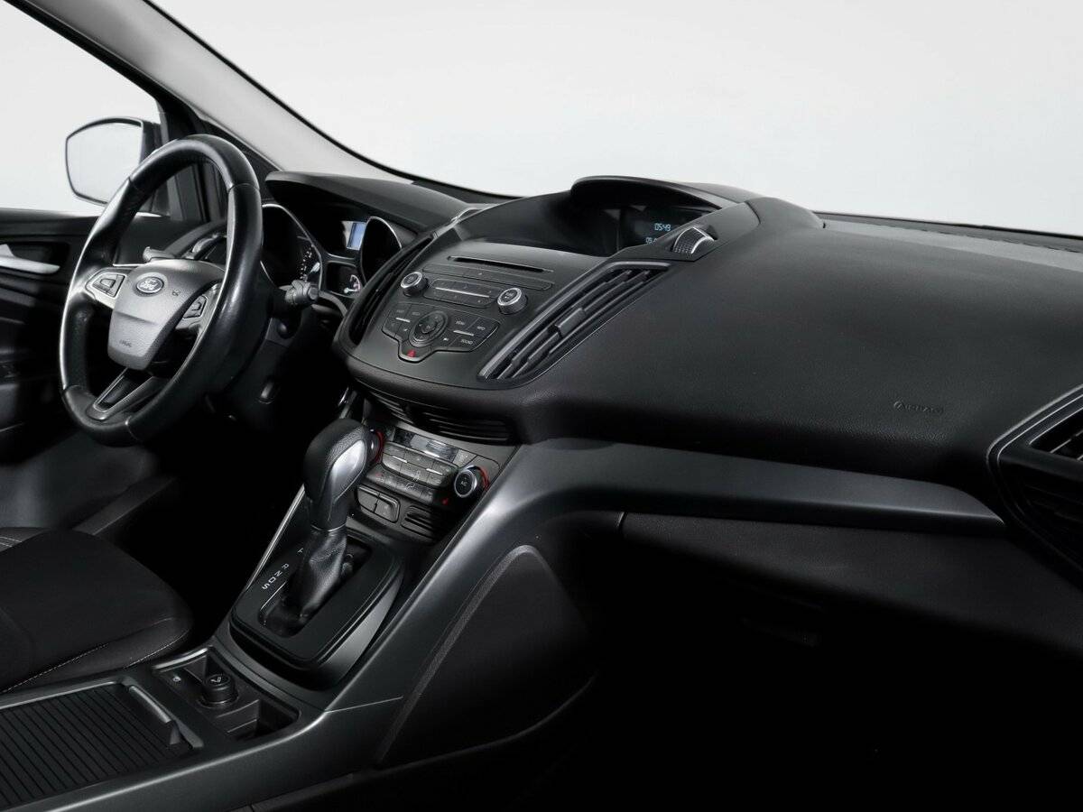 Ford Kuga 2019 года с пробегом. Фото: #8