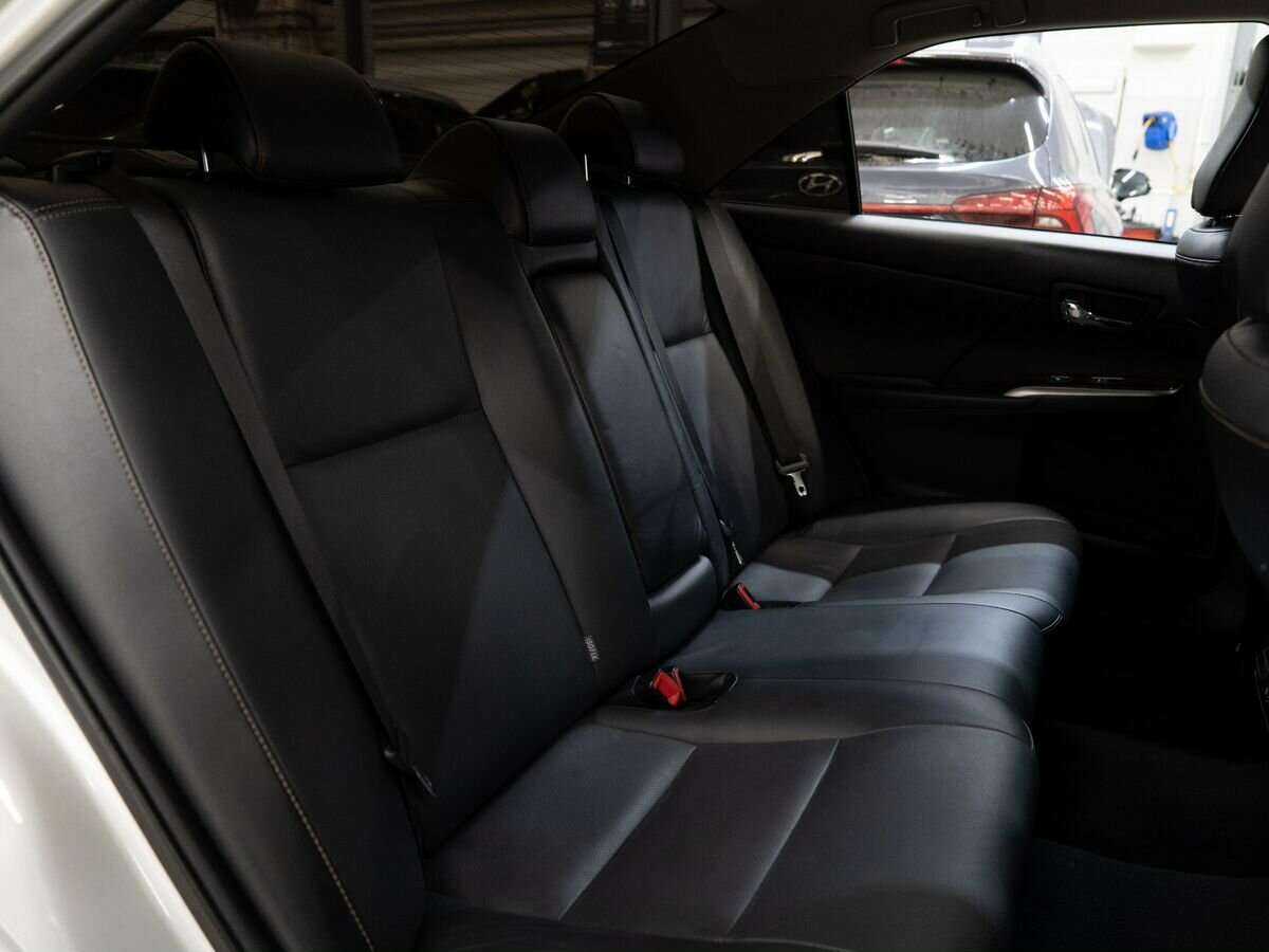 Toyota Camry 2015 года с пробегом. Фото: #8