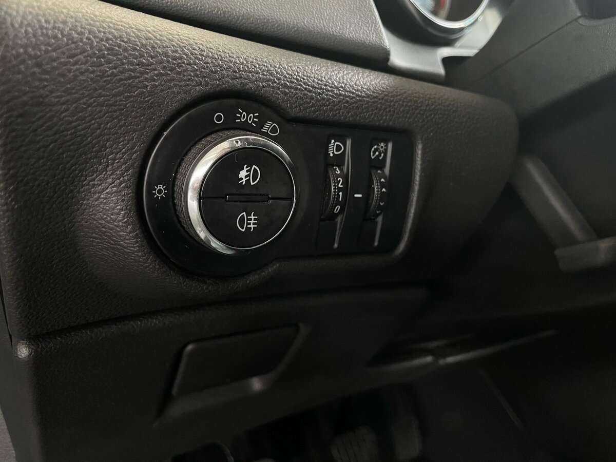 Opel Astra 2012 года с пробегом. Фото: #11