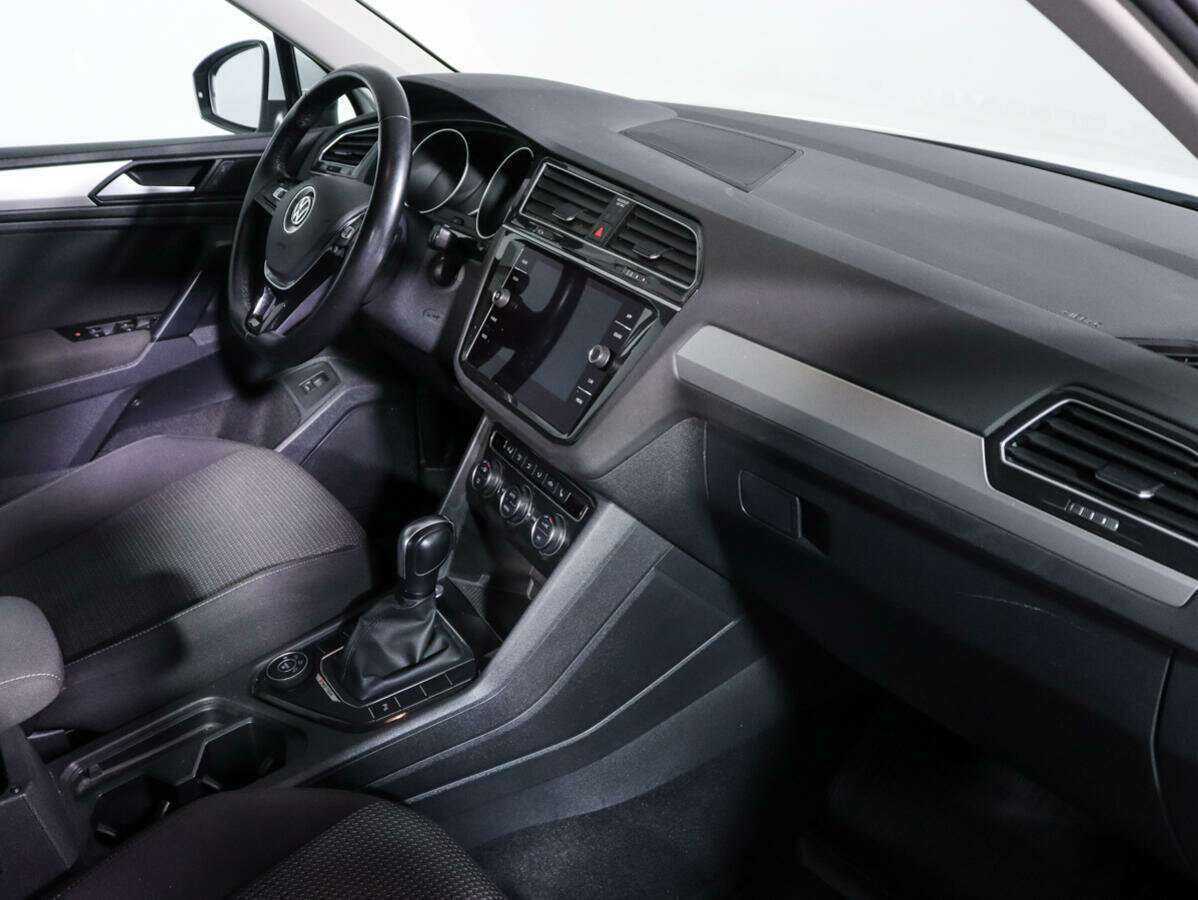 Volkswagen Tiguan 2020 года с пробегом. Фото: #6