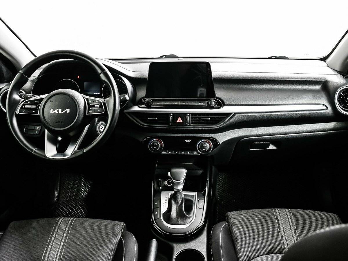 Kia Cerato 2022 года с пробегом. Фото: #10