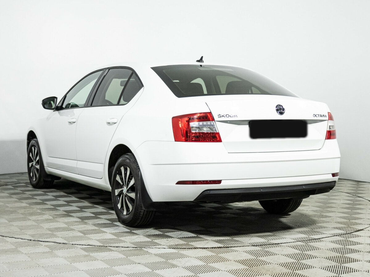 Skoda Octavia 2018 года с пробегом. Фото: #5