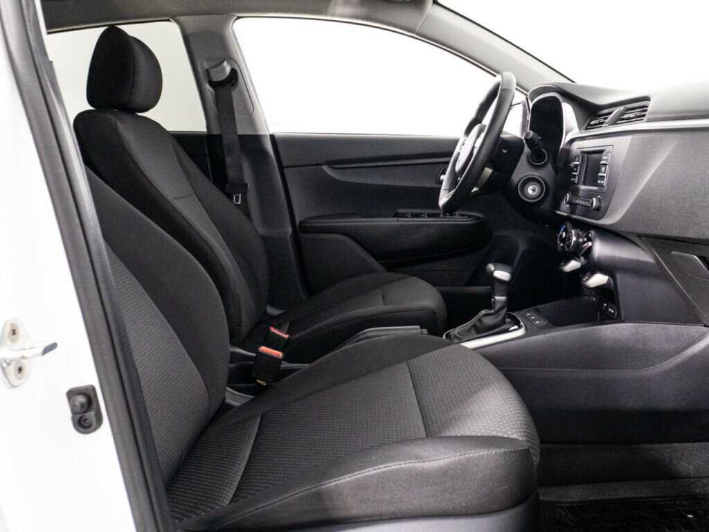 Kia Rio 2022 года с пробегом. Фото: #16