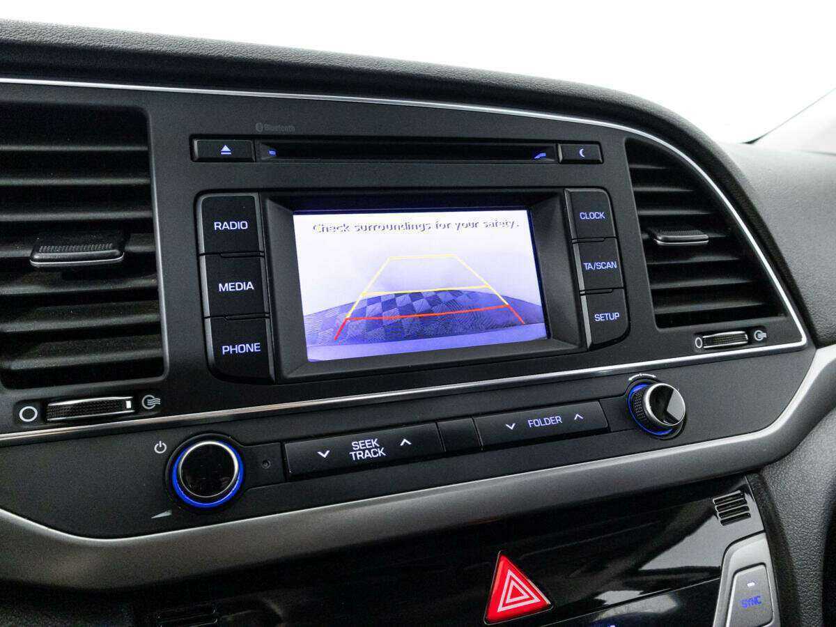 Hyundai Elantra 2018 года с пробегом. Фото: #13