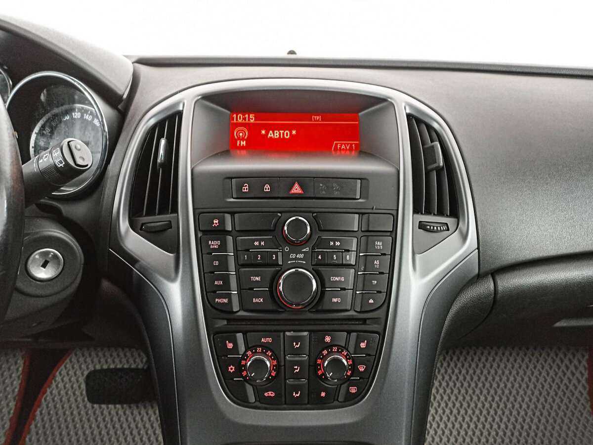 Opel Astra 2012 года с пробегом. Фото: #11