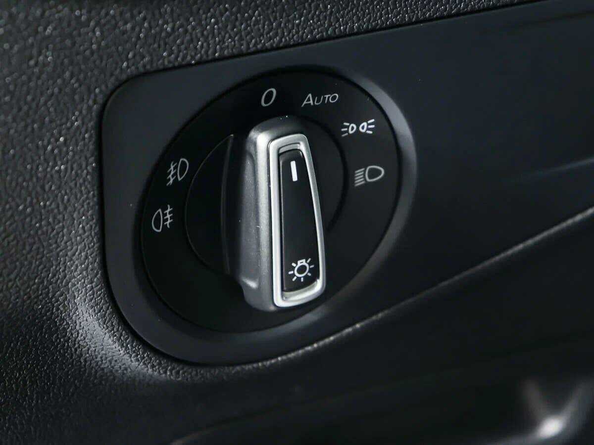 Volkswagen Tiguan 2018 года с пробегом. Фото: #18