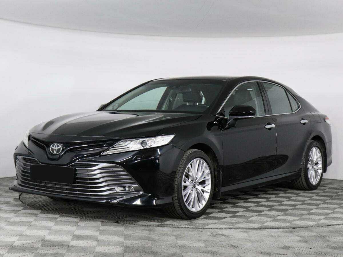 Toyota Camry 2018 года с пробегом. Фото: #0