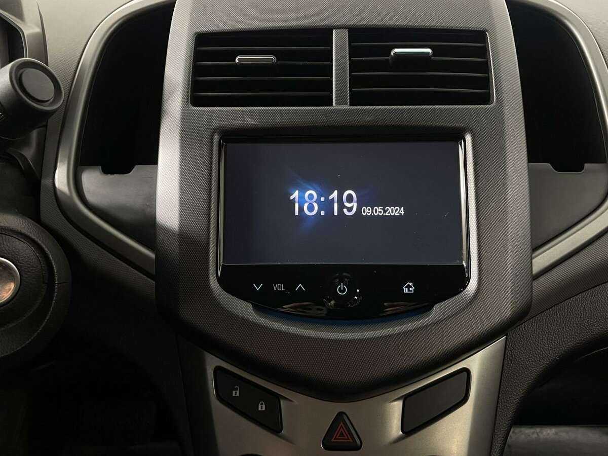 Chevrolet Aveo 2015 года с пробегом. Фото: #9