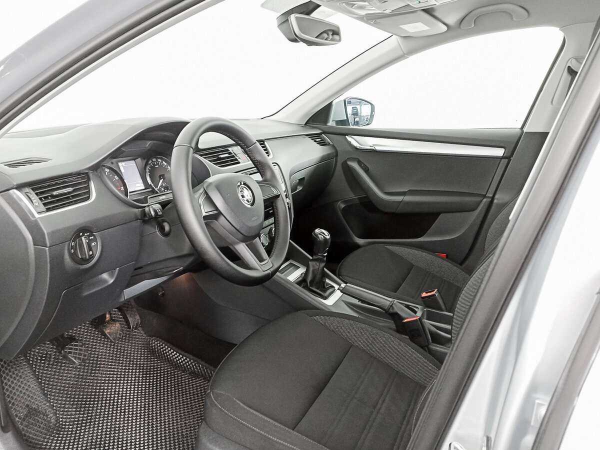 Skoda Octavia 2017 года с пробегом. Фото: #11