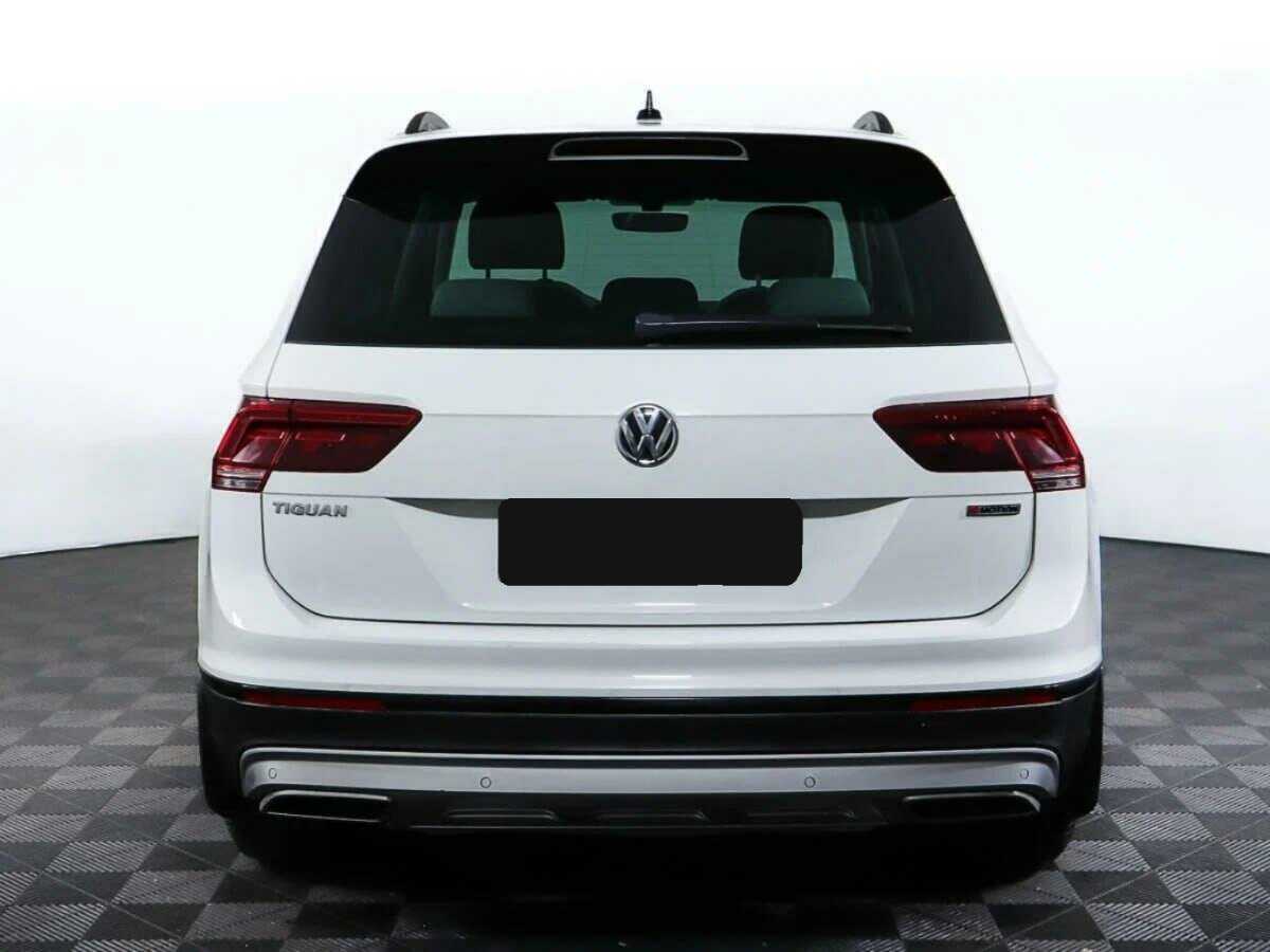 Volkswagen Tiguan 2018 года с пробегом. Фото: #5