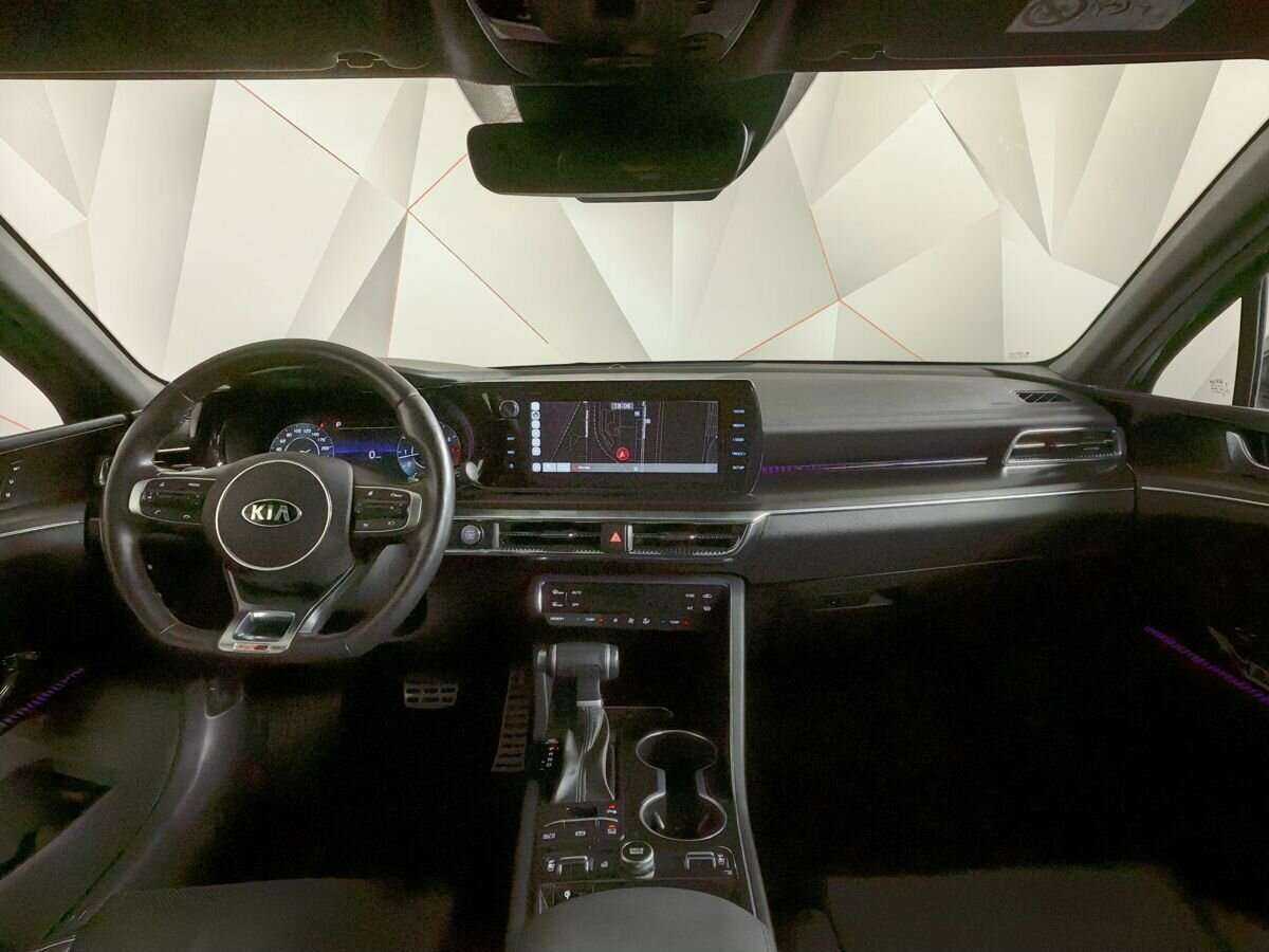 Kia K5 2021 года с пробегом. Фото: #9