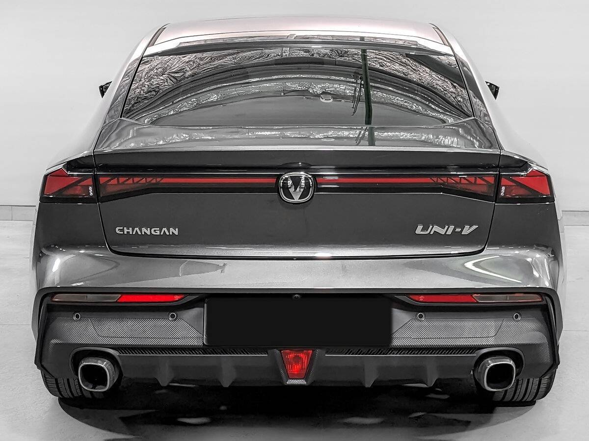 Changan UNI-V 2023 года с пробегом. Фото: #5