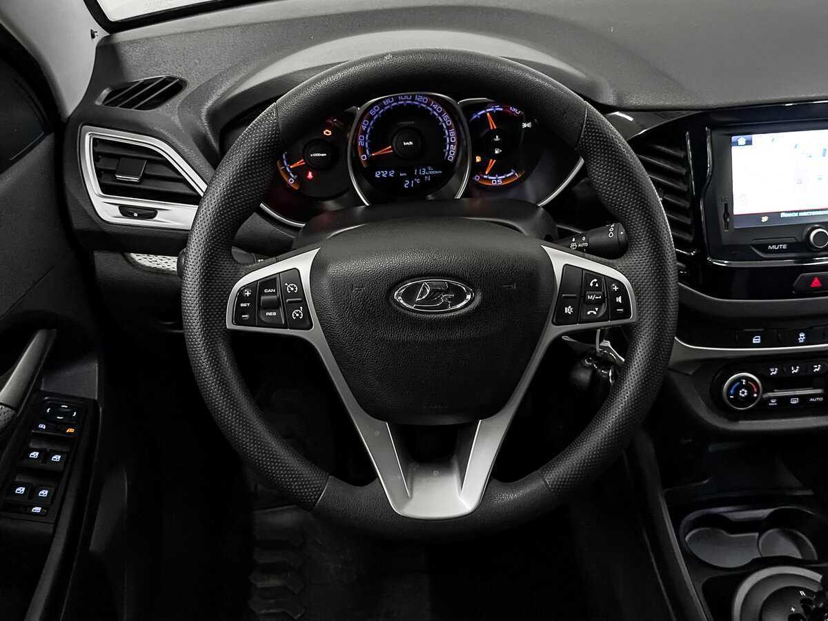 Lada (ВАЗ) Vesta 2018 года с пробегом. Фото: #20