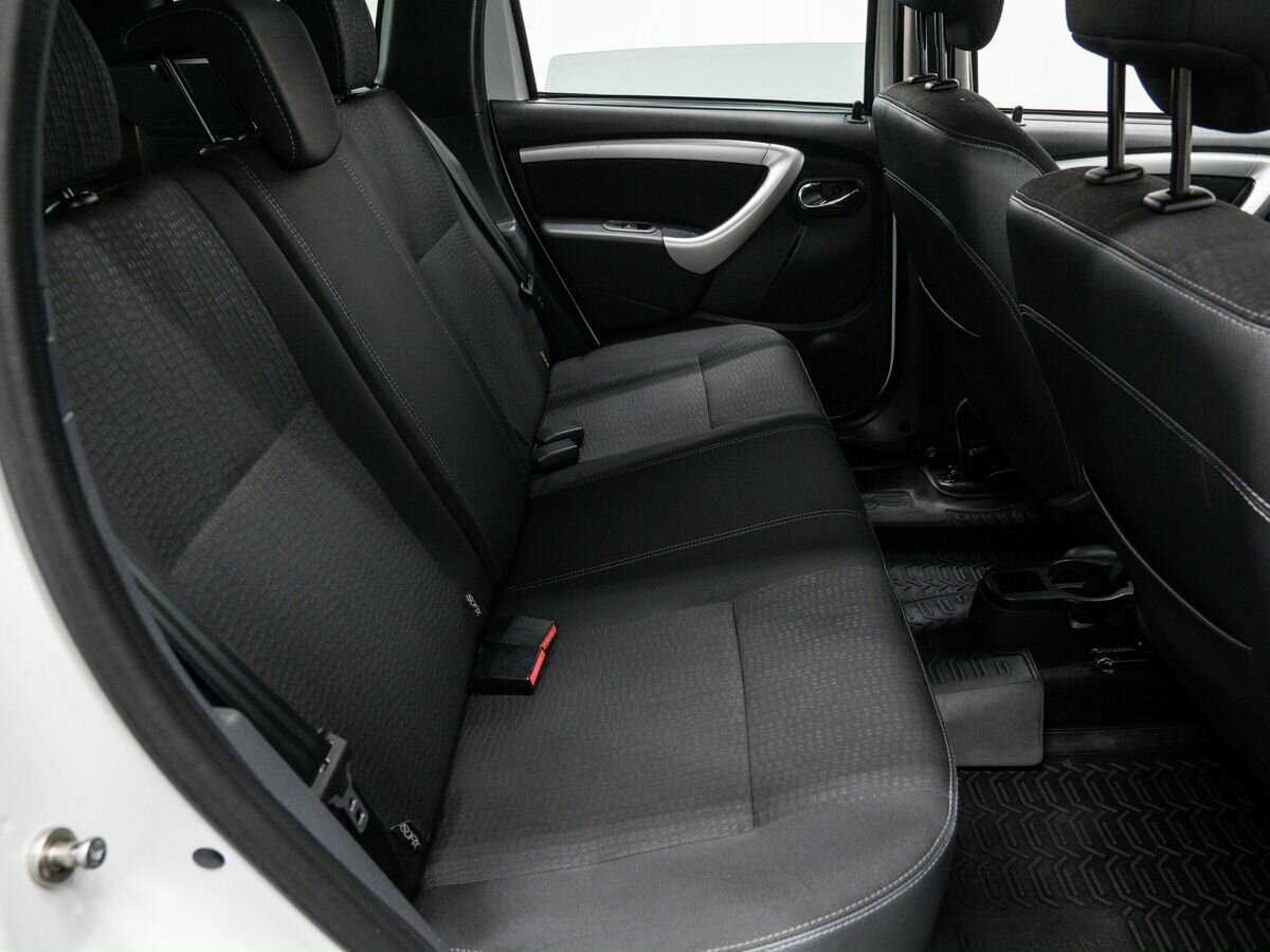 Nissan Terrano 2015 года с пробегом. Фото: #9