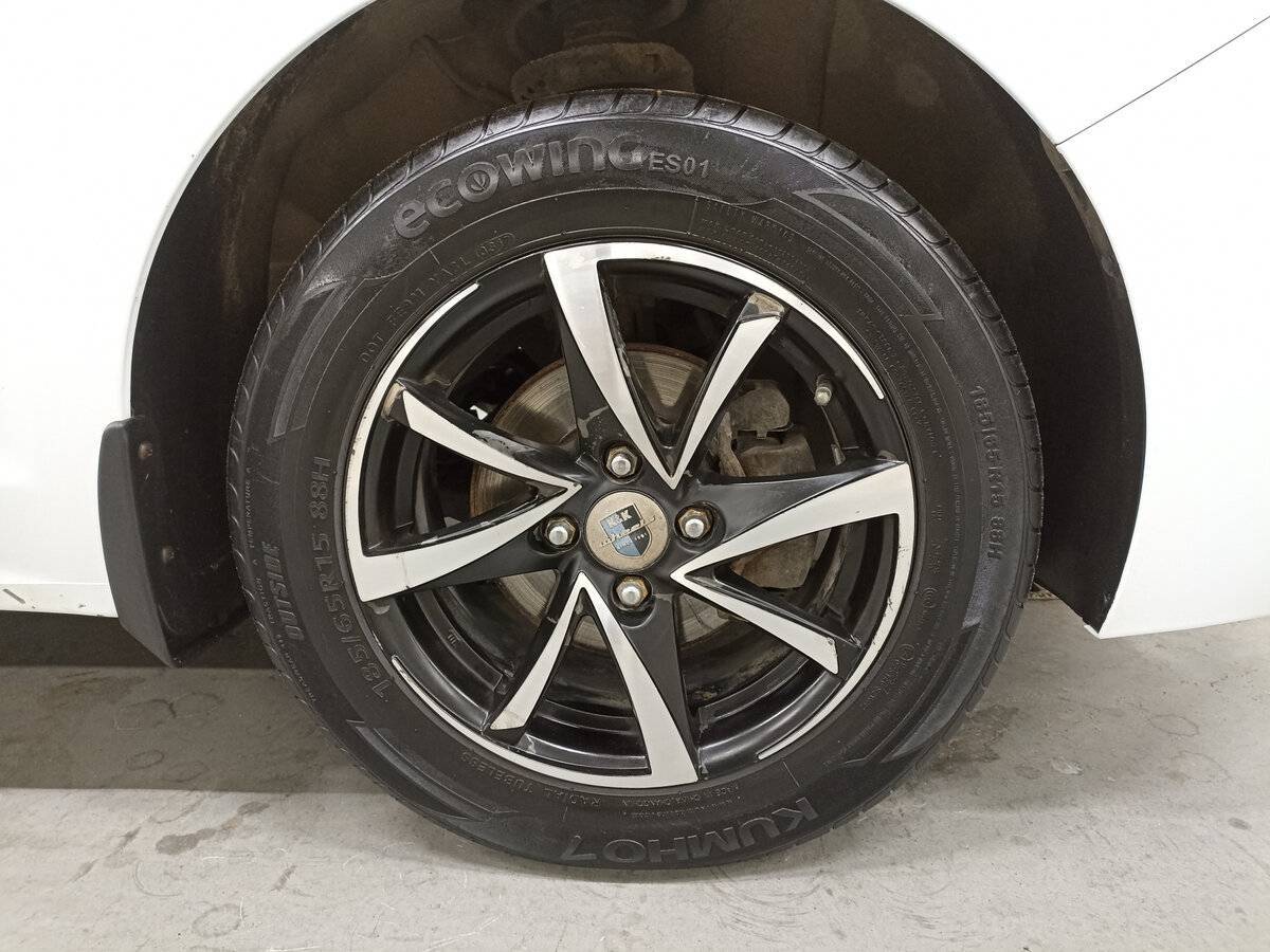 Hyundai Solaris 2017 года с пробегом. Фото: #17