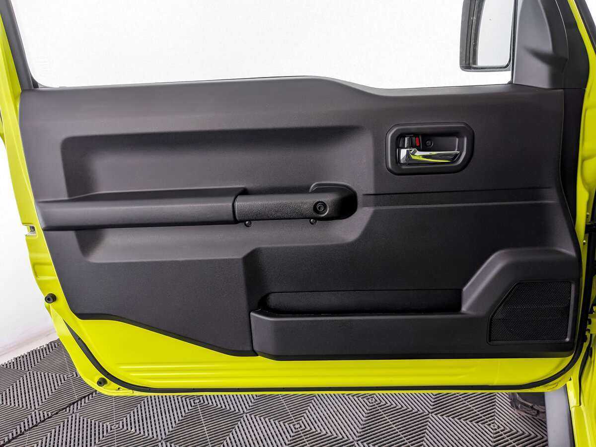 Suzuki Jimny 2019 года с пробегом. Фото: #14