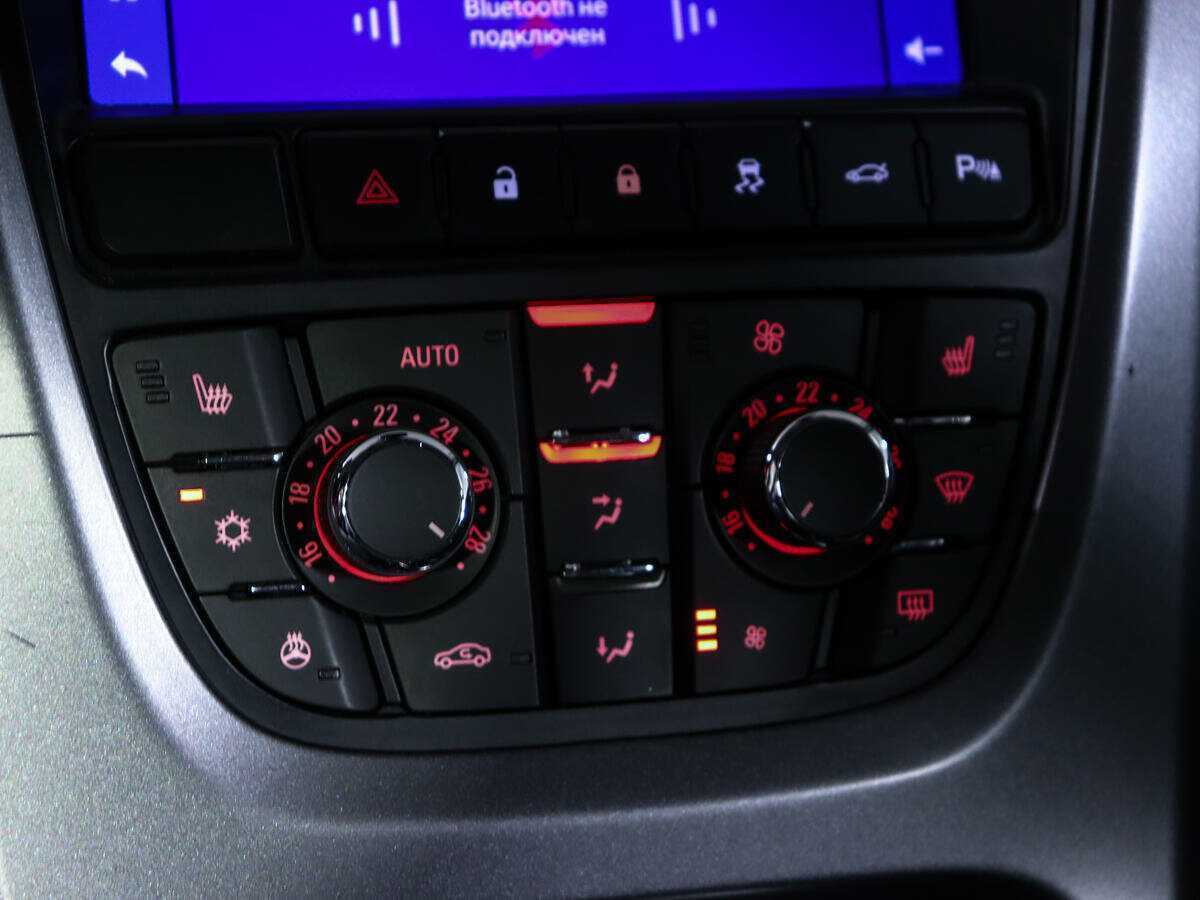 Opel Astra 2014 года с пробегом. Фото: #16