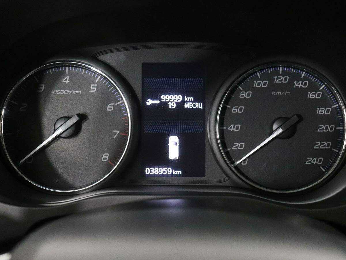 Mitsubishi Outlander 2018 года с пробегом. Фото: #9