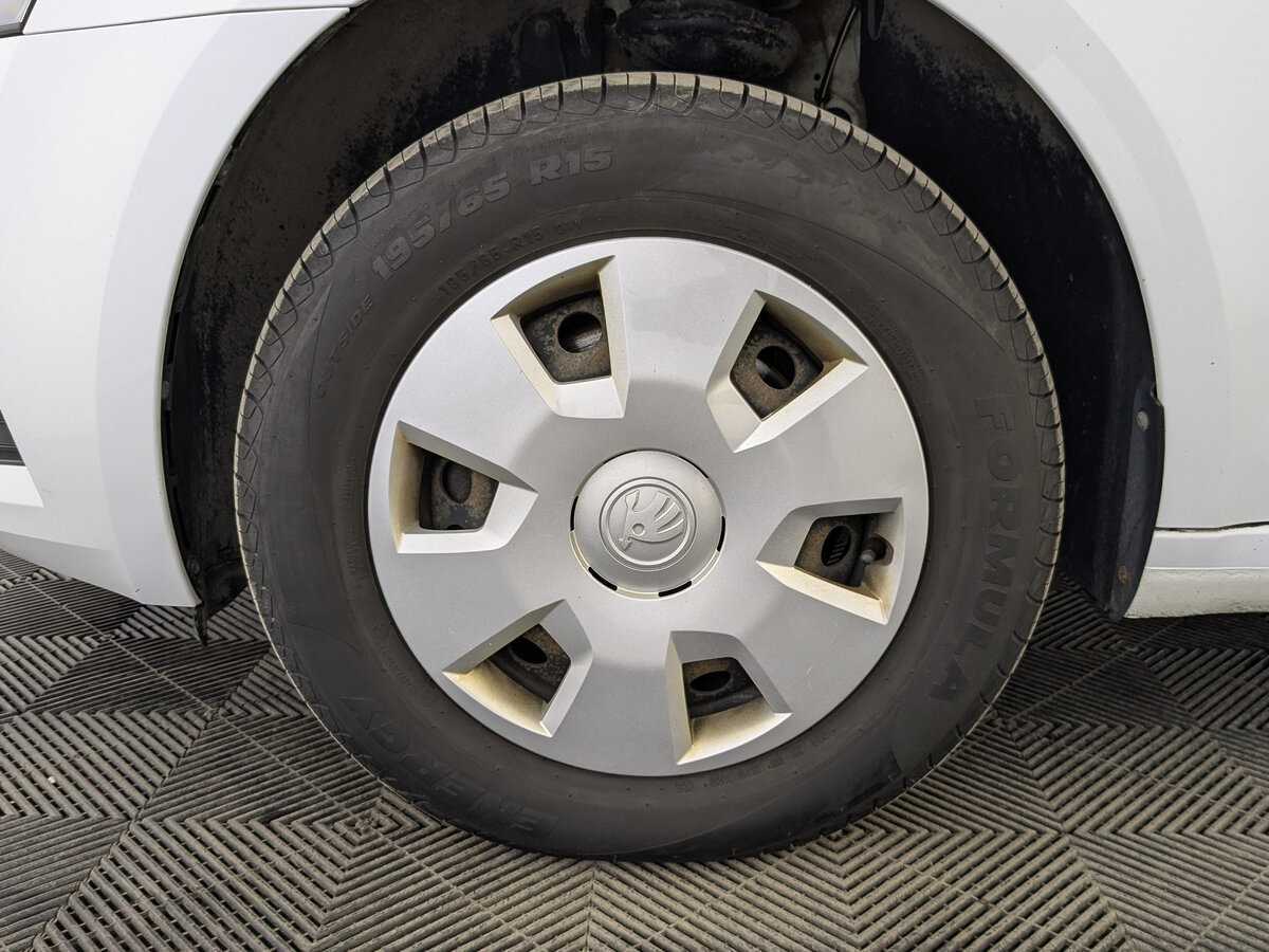 Skoda Octavia 2019 года с пробегом. Фото: #11