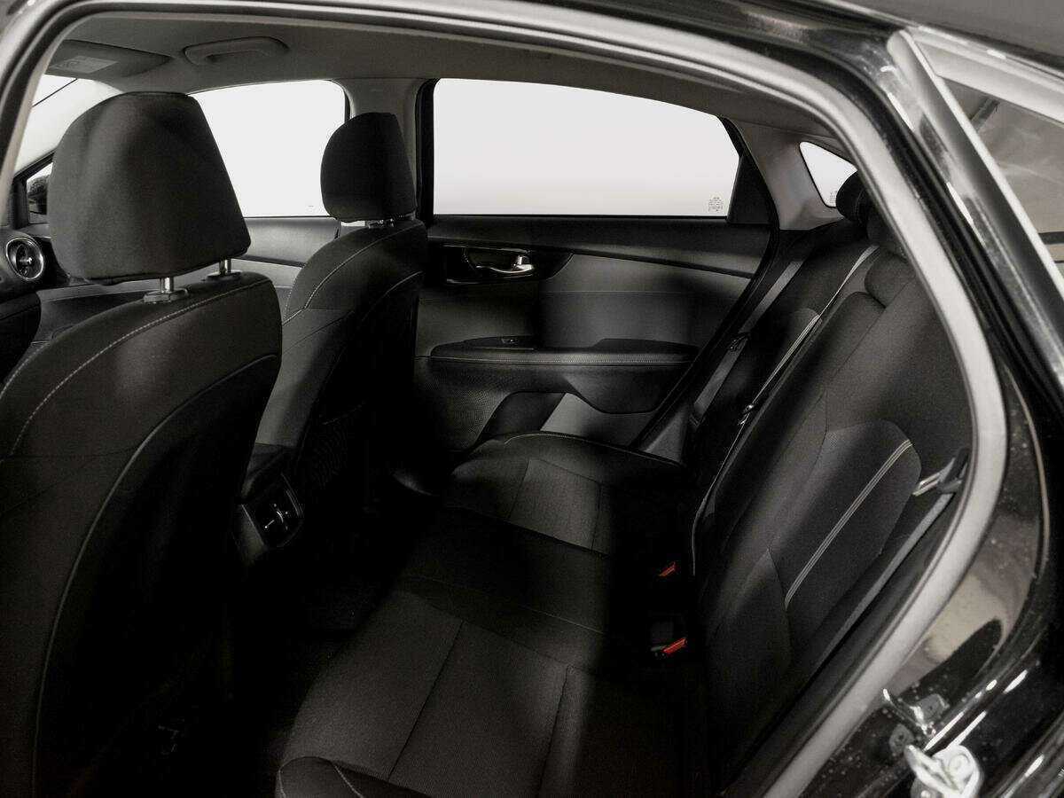 Kia Cerato 2020 года с пробегом. Фото: #9