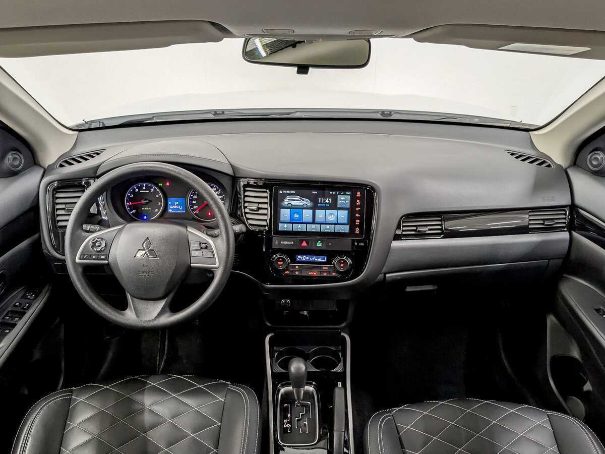 Mitsubishi Outlander 2022 года с пробегом. Фото: #13