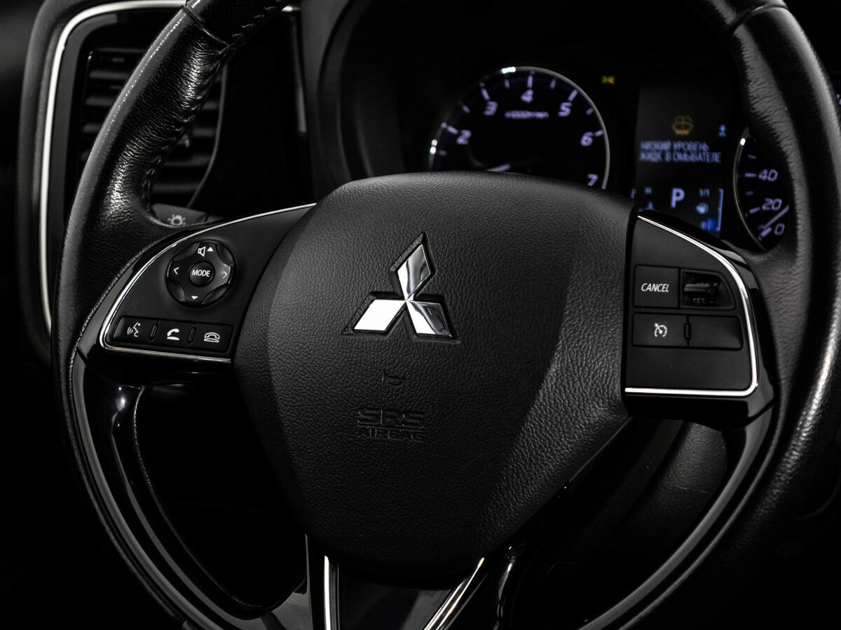 Mitsubishi Outlander 2018 года с пробегом. Фото: #8