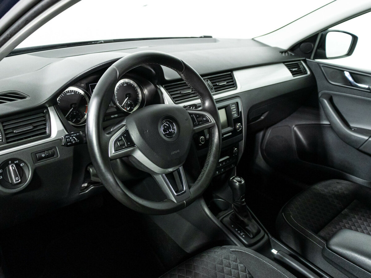 Skoda Rapid 2016 года с пробегом. Фото: #10