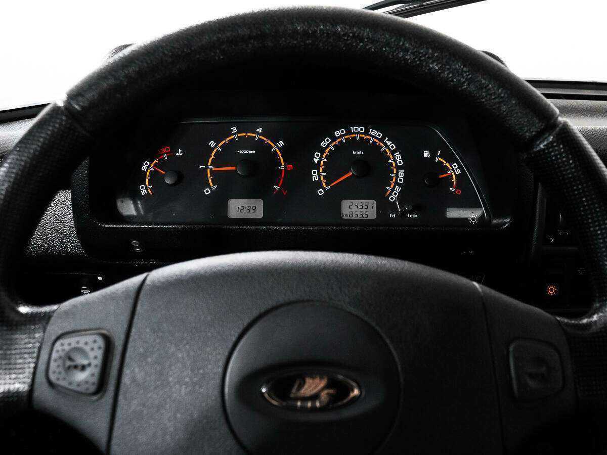 Lada (ВАЗ) 2121 (4x4) 2018 года с пробегом. Фото: #12