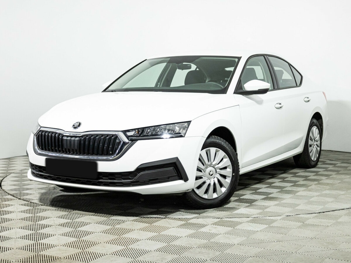 Skoda Octavia 2021 года с пробегом. Посмотреть фото