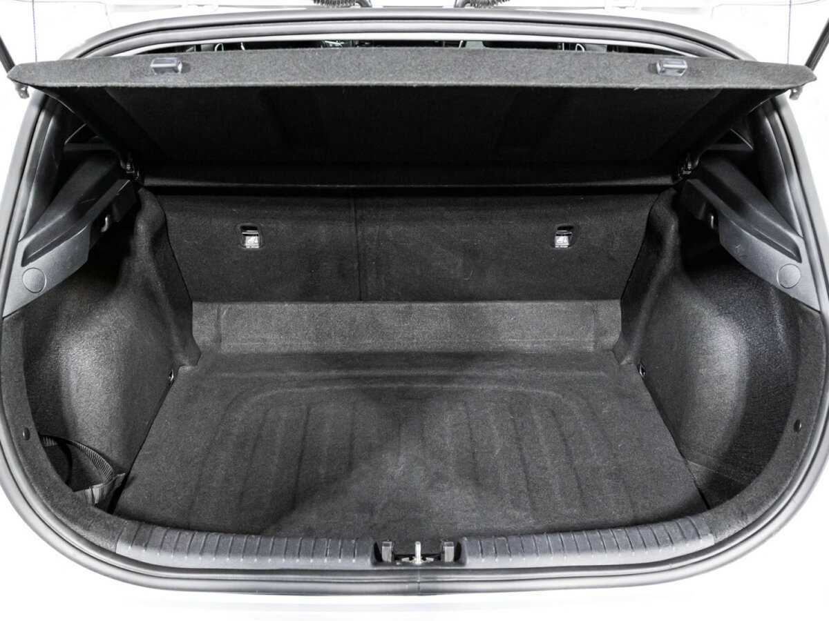 Kia Ceed 2020 года с пробегом. Фото: #13