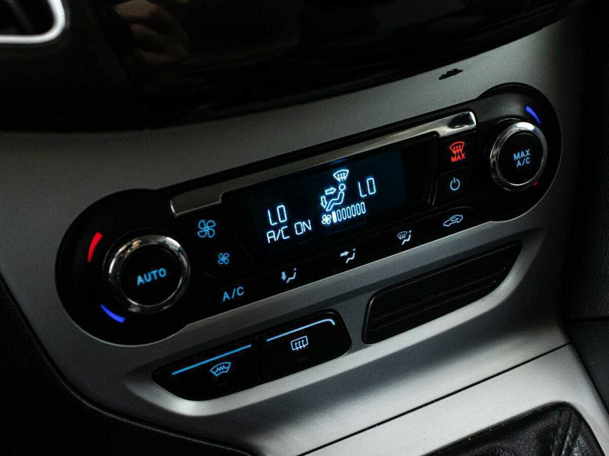 Ford Focus 2013 года с пробегом. Фото: #12