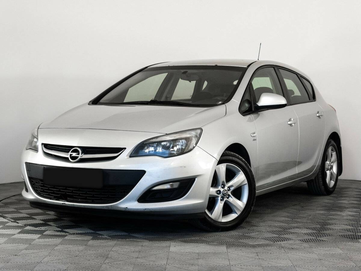 Opel Astra 2013 года с пробегом. Фото: #0