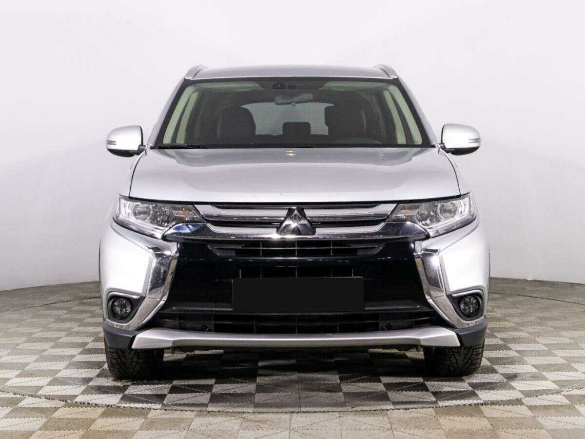 Mitsubishi Outlander 2017 года с пробегом. Фото: #1