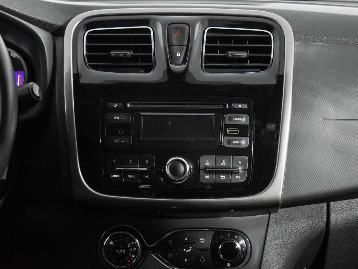 Renault Sandero 2017 года с пробегом. Фото: #13