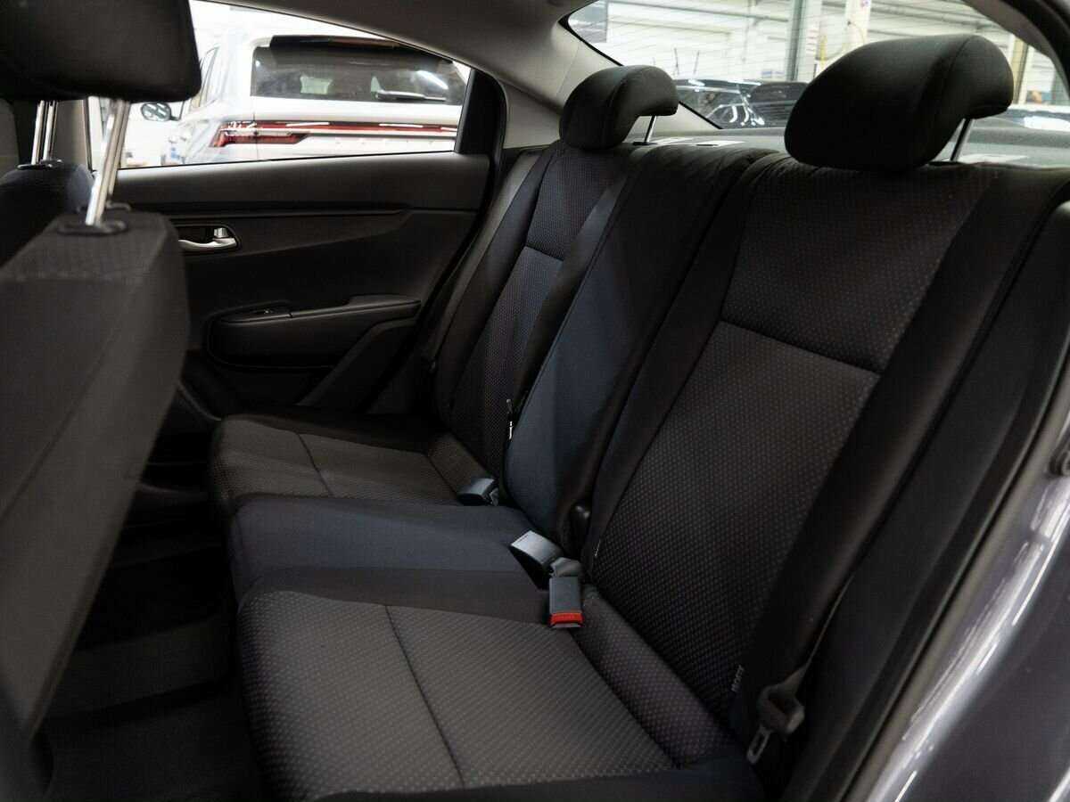 Kia Rio 2021 года с пробегом. Фото: #6