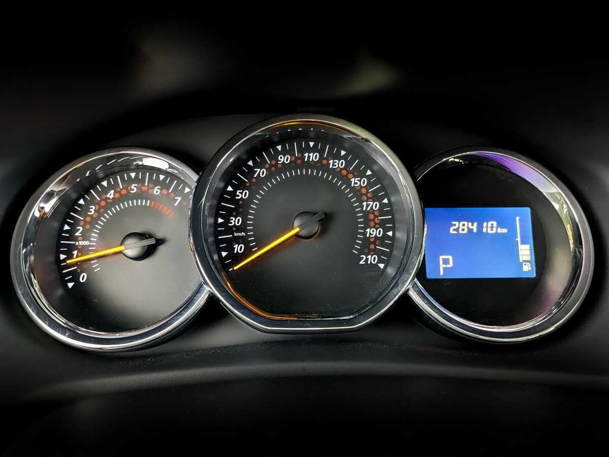 Renault Sandero 2016 года с пробегом. Фото: #10