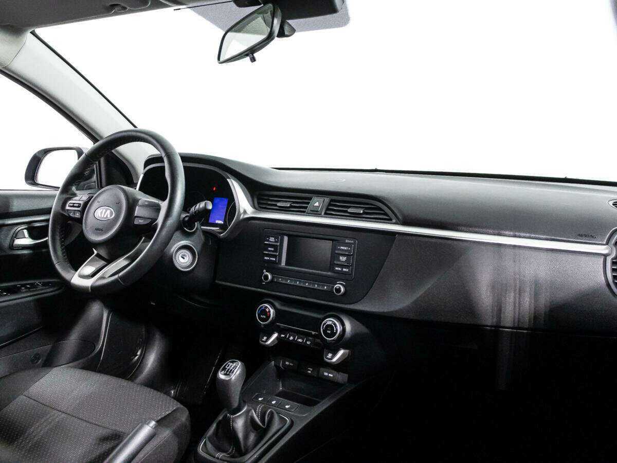 Kia Rio 2021 года с пробегом. Фото: #8