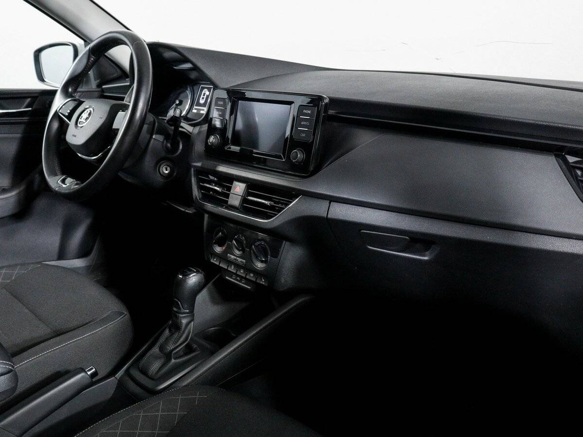 Skoda Rapid 2021 года с пробегом. Фото: #8