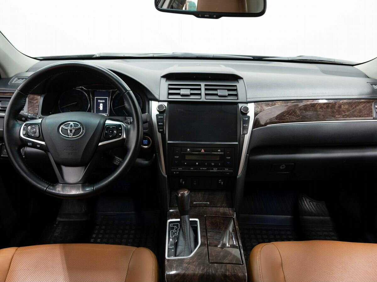 Toyota Camry 2017 года с пробегом. Фото: #10