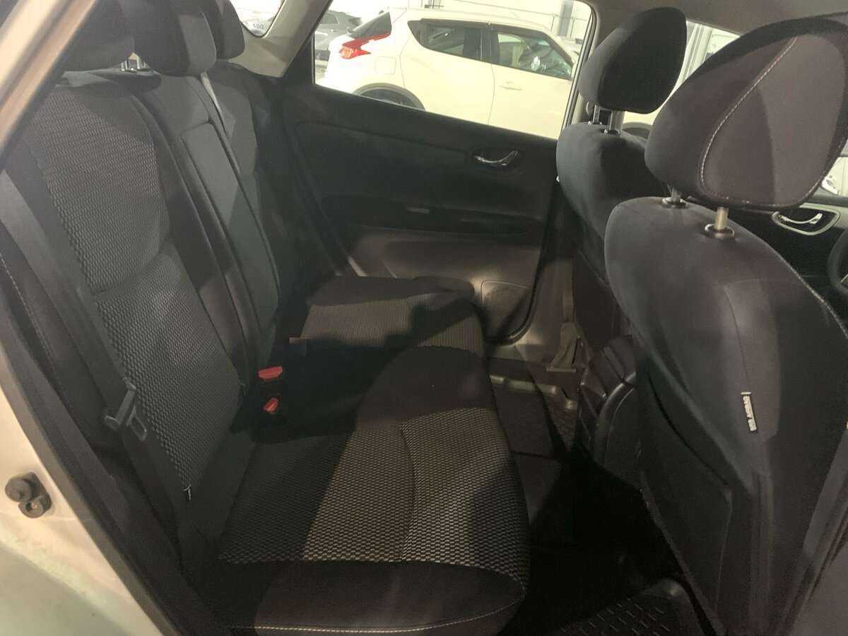 Nissan Tiida 2015 года с пробегом. Фото: #11