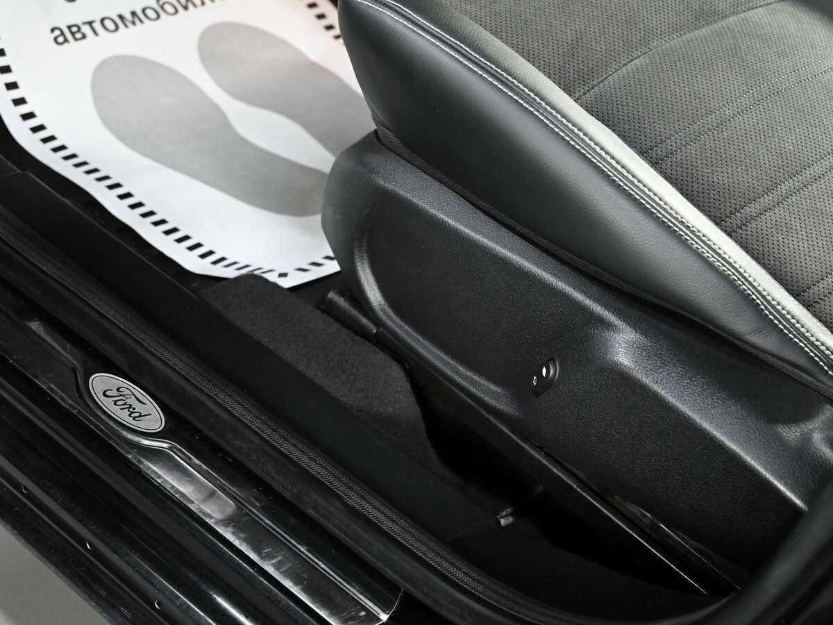 Ford Mondeo 2012 года с пробегом. Фото: #12