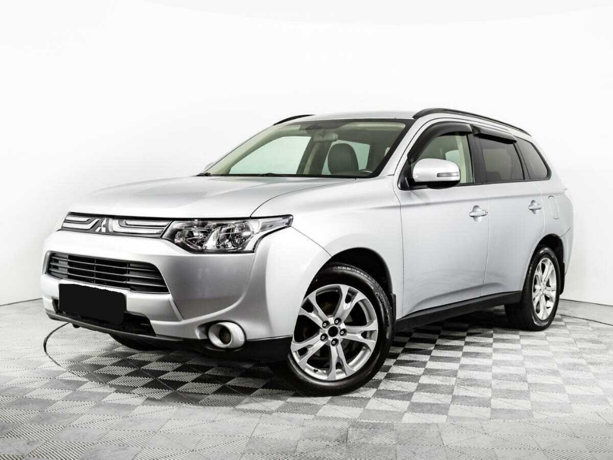 Mitsubishi Outlander 2012 года с пробегом. Фото: #0