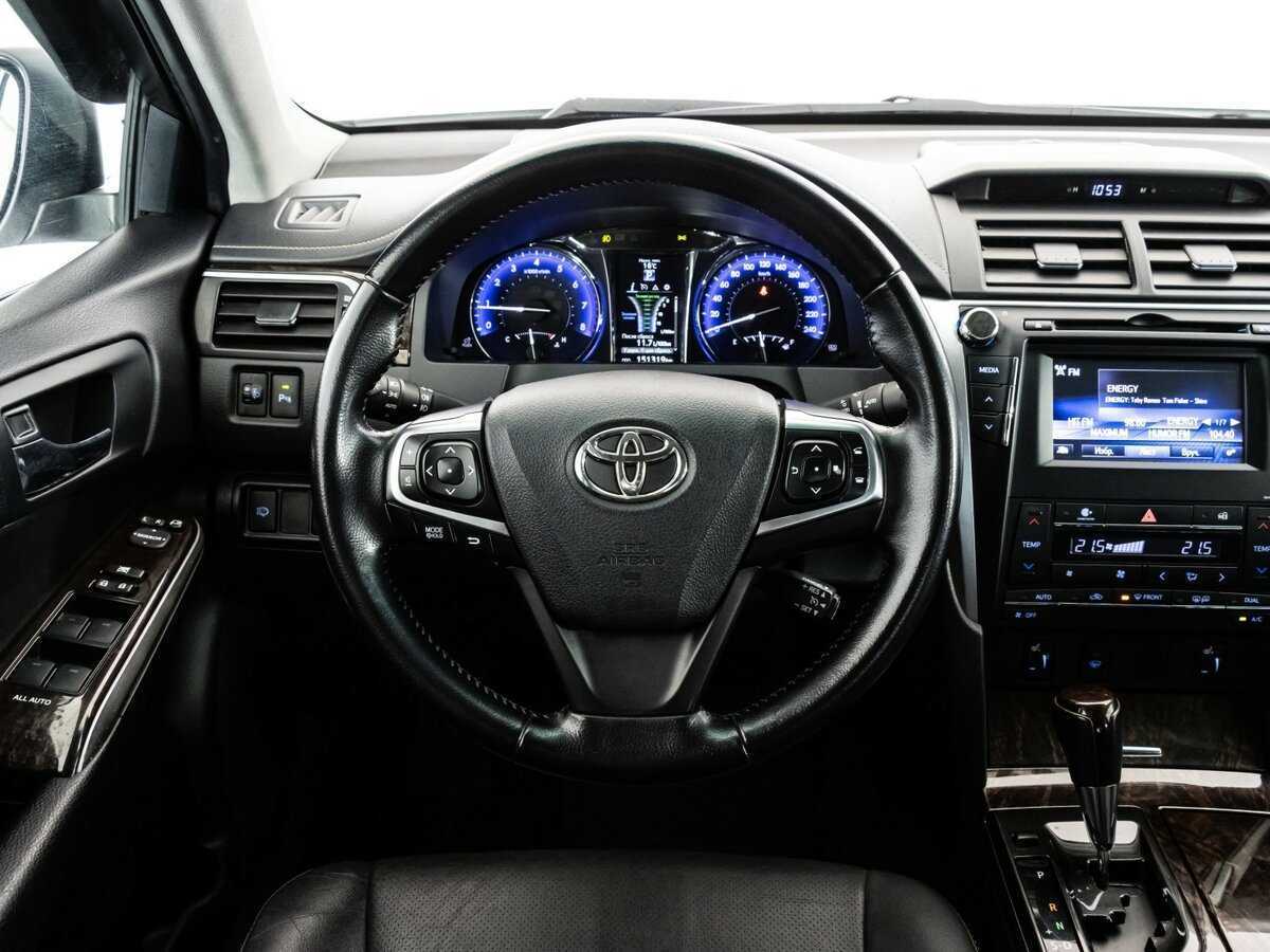 Toyota Camry 2015 года с пробегом. Фото: #9