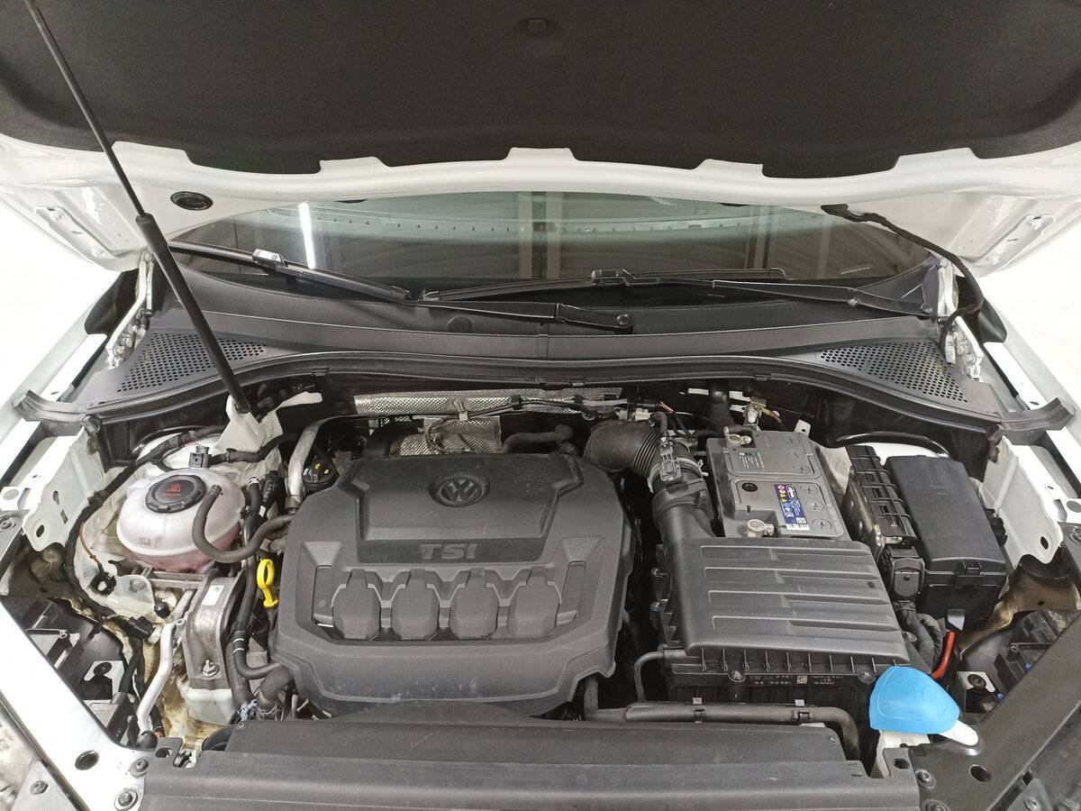 Volkswagen Tiguan 2018 года с пробегом. Фото: #8