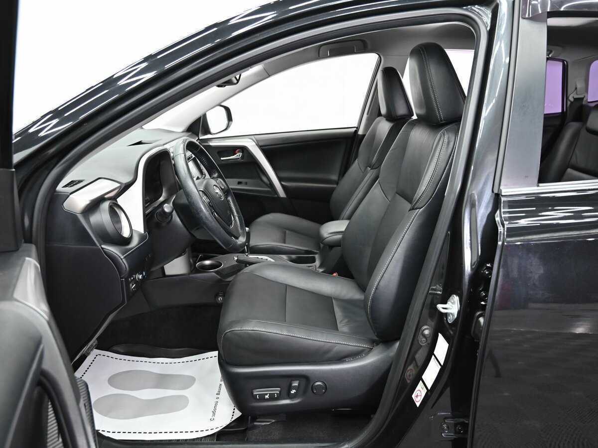 Toyota RAV4 2013 года с пробегом. Фото: #7